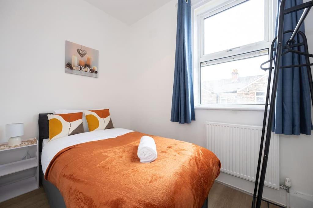 Bright & Modern 3 Bedroom Old Trafford Home Manchester Exterior foto